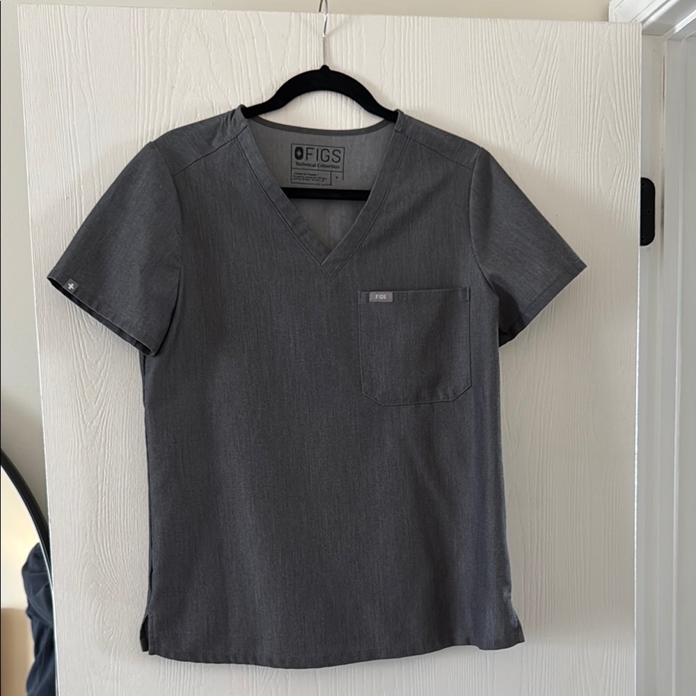 FIGS scrub top graphite - size small